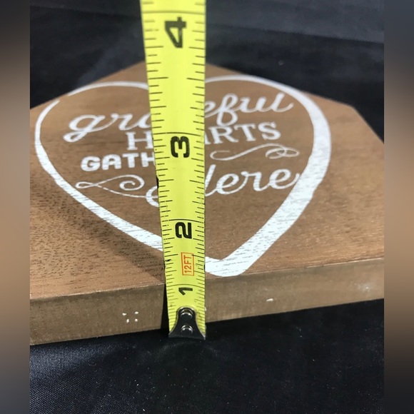 Grateful Hearts Gather Here Inspirational Hanging Wall Home Decor 7 x 7 Inches - Picture 6 of 8